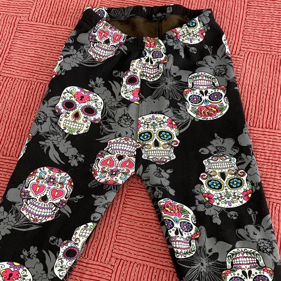 Just Cozy Womens size XS / Small thick fleece colorful Mexican skulls Leggings - Picture 11 of 15